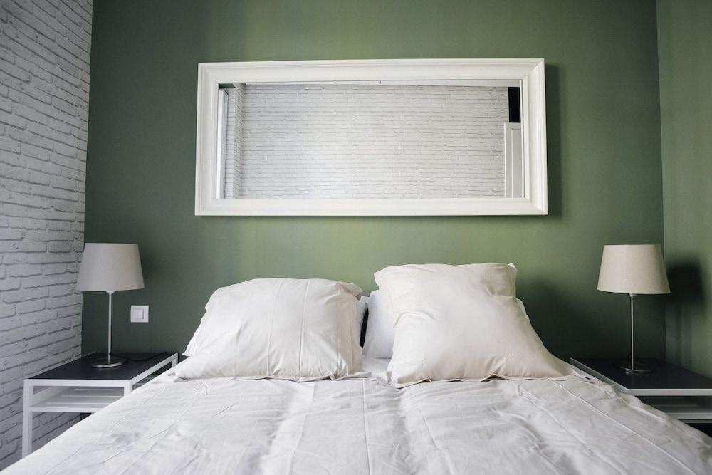 Habitat Apartments Latina Madrid Exterior photo