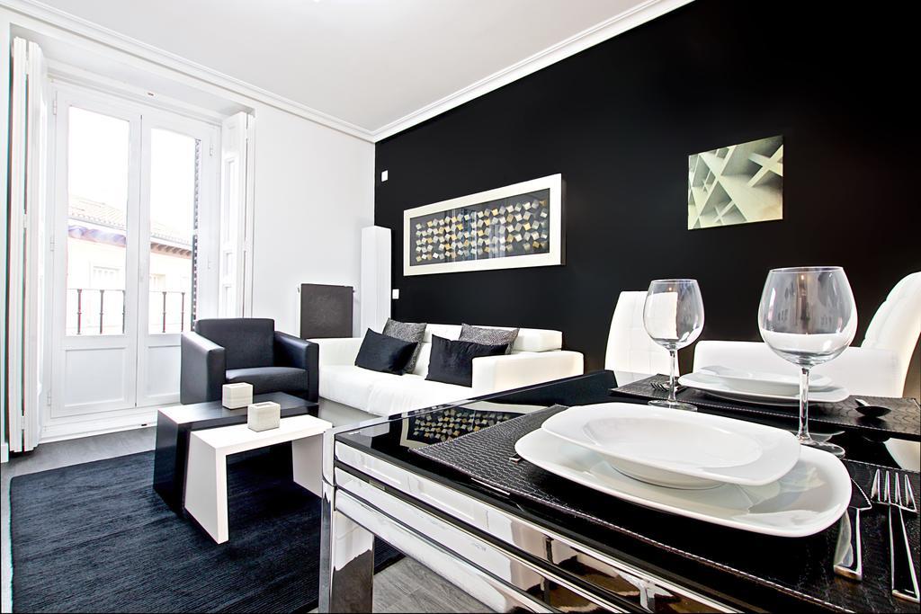 Habitat Apartments Latina Madrid Room photo